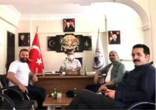 Oltulular Derneği'nde Demir güven tazeledi