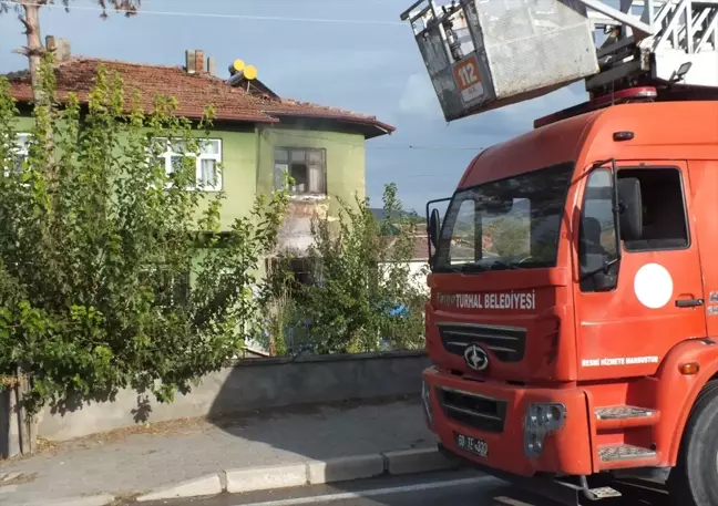 Tokat'ta Ev Yangınında Kadın Yaralandı