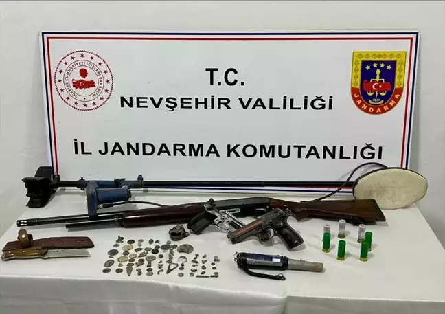 Nevşehir'de Tarihi Eser Kaçakçılığına Operasyon: 68 Obje Ele Geçirildi