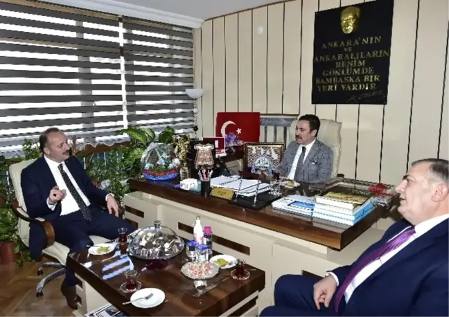 Akgül'den Ahid'in Yeni Yönetimine Hayırlı Olsun Ziyareti