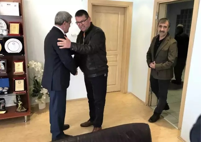 Seçimlerini Bitiren Oda Başkanlarından Akcan'a Ziyaret