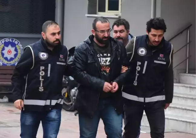 Fetö'den Gözaltına Alınan Çiğ Köfte İşletmeleri Sahibi Adliyede