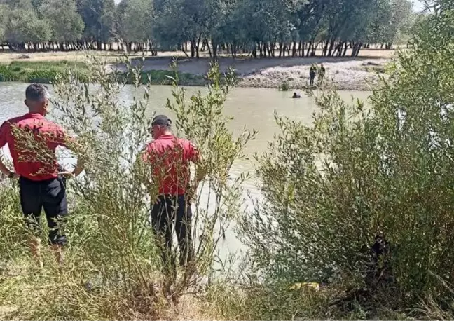 ARAS NEHRİ'NDE ÇOCUĞUNU KURTARIP, KENDİSİ BOĞULDU