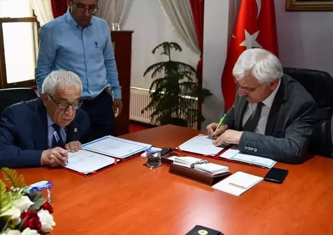 Bolu'da hayırsever iş insanı tarafından bağışlanan bina Sosyal Hizmet Merkezi olarak kullanılacak