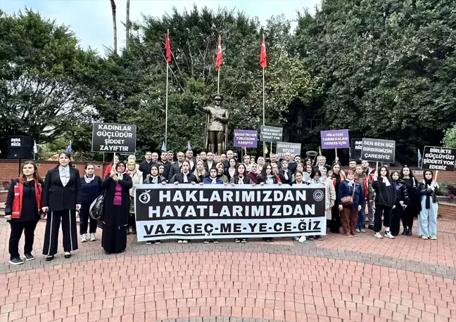 Dörtyol'da Kadına Yönelik Şiddete Karşı Farkındalık Yürüyüşü Düzenlendi