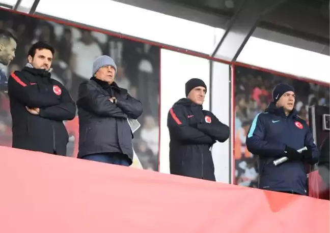 Lucescu ve Dürüst, Tff 2. Lig Karmalarının Maçını İzledi