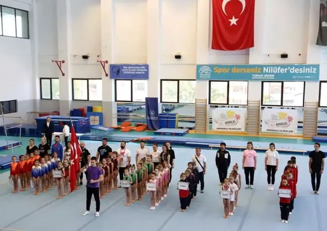 Minik Cimnastikçiler, Nilüfer'de Yarıştı