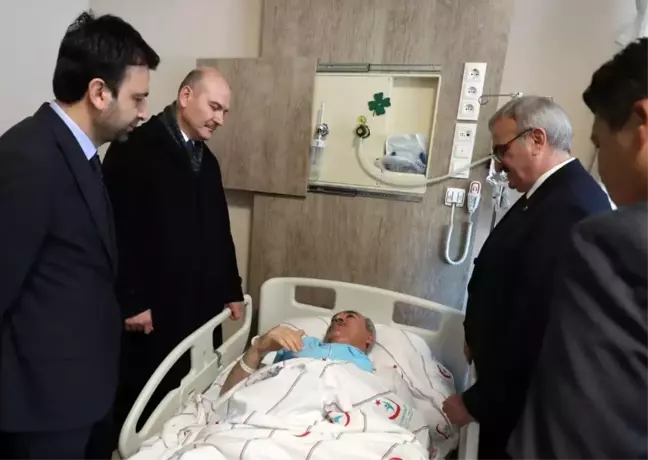 Bakan Soylu, kaza geçiren AK Partili vekili ziyaret etti