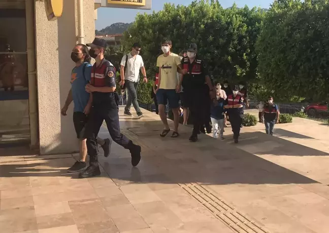 FETÖ üyeliğinden yargılanan 9 sanık, Marmaris açıklarında lastik botta yakalandı