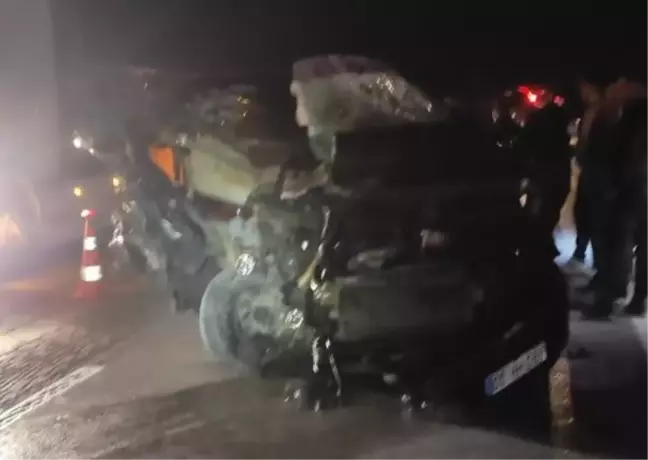 Amasya'da kamyona arkadan çarpan araç sürücüsü ağır yaralandı
