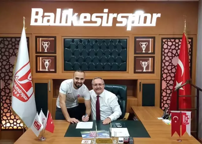 Balıkesirspor'da Doğa ve Muhammed Ali de İmzaladı