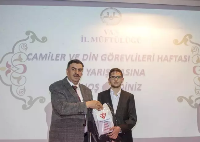 Van'da Hafızlık ve Kur'an-ı Kerim-i Güzel Okuma Yarışması