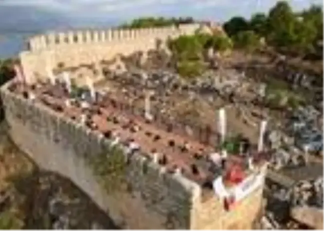 Alanya'da tarih kokan satranç turnuvası