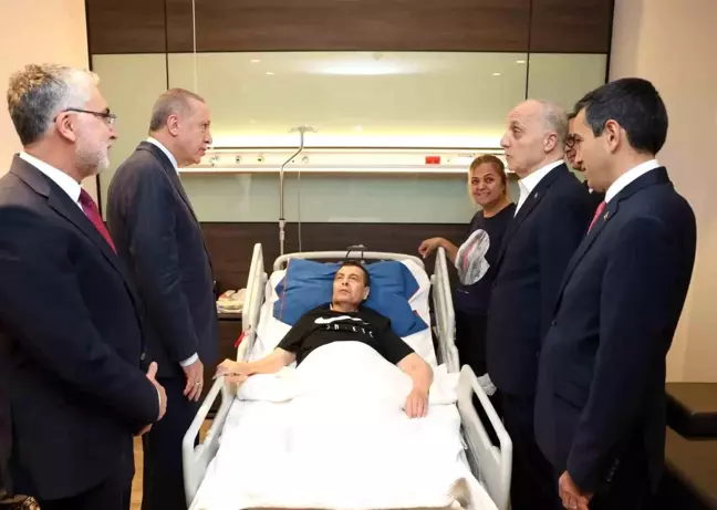 Cumhurbaşkanı Erdoğan, Türk Metal Sendikası Başkanı ve eski milletvekilini hastanede ziyaret etti