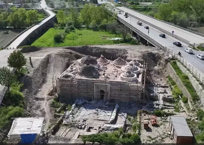 Edirne'deki Gazi Mihal Hamamı'nın Restorasyon Çalışmaları Devam Ediyor