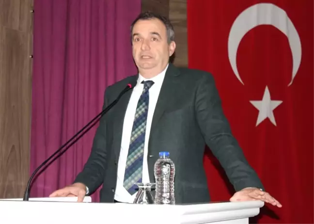 Ayvalık'ta Kitaplar Kanatlanmaya Başladı
