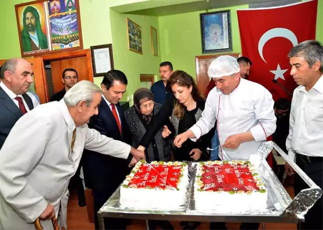 Hacıbektaş Rıfat Kartal Huzurevinde