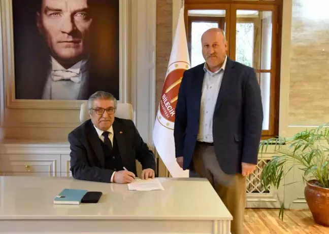 Bilecik Belediye Başkanlığına Mustafa Sadık Kaya atandı