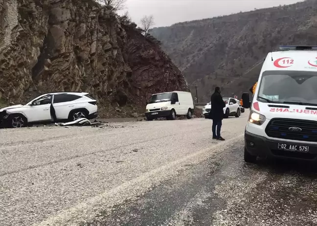 Adıyaman'da Otomobil Kazası: 1 Yaralı