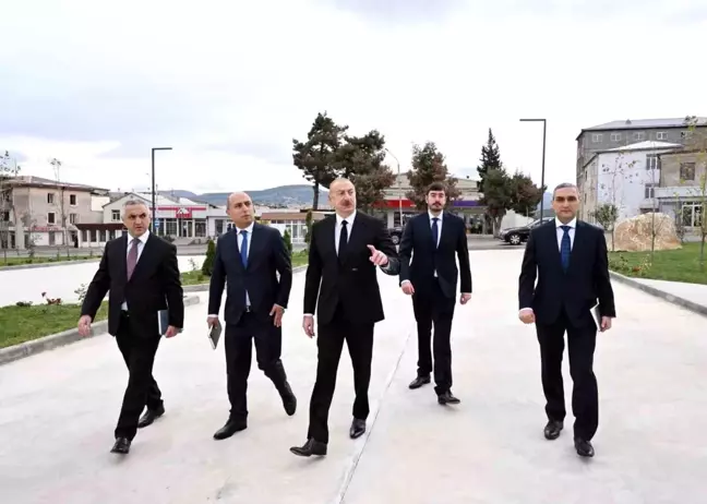 Aliyev: Karabağ'da Özgürlük Savaşımızın Zaferini Kutladık