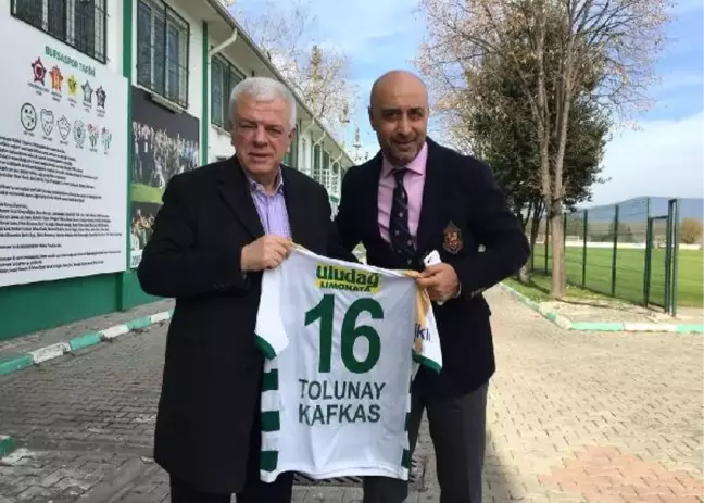 Bursaspor'un Altyapısını Ziyaret Eden Kafkas:
