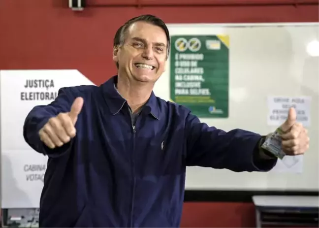Brezilya Cumhurbaşkanı Adayı Bolsonaro Twitter'dan Açıkladı