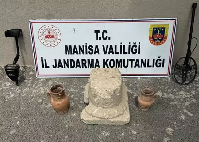 Manisa'da Kaçak Kazı Operasyonu: 3 Şüpheli Yakalandı