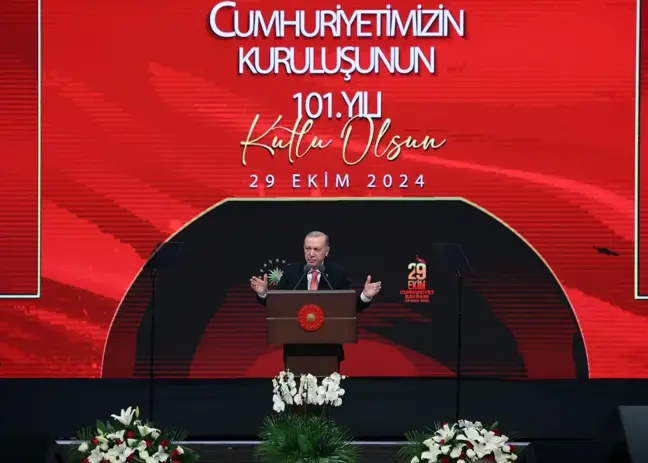 Cumhurbaşkanı Erdoğan: Onurlu ve dirayetli duruşumuzdan taviz vermeyeceğiz