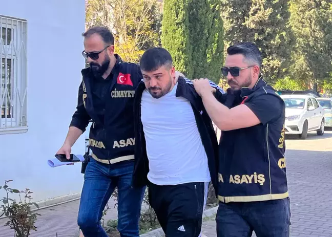 Antalya'da Arkadaş Cinayeti: Ferhat Topçu'nun Cenazesi Mersin'e Götürüldü