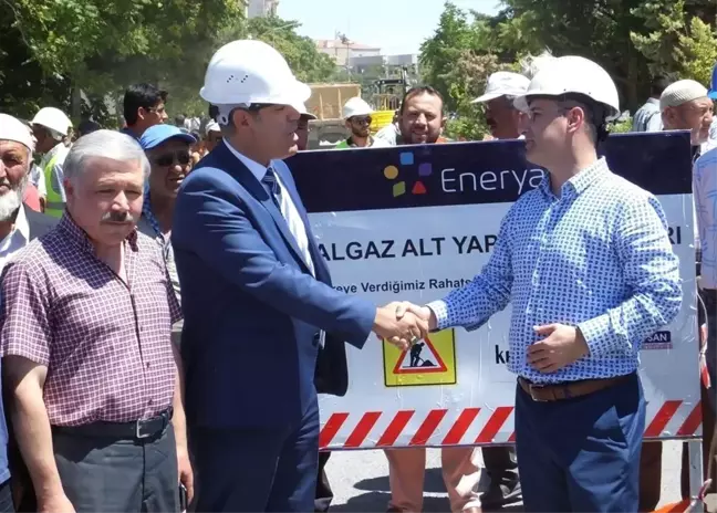 Sultanhanı Beldesinde Doğalgaz Altyapı Temeli Törenle Atıldı