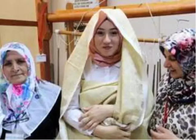 Kadınların geleneksel giysileri arasında yer alan 'ehram' Bayburt'un mu? Erzurum'un mu?