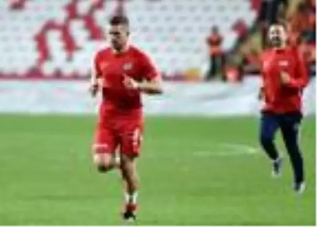 Podolski'den ekstra mesai