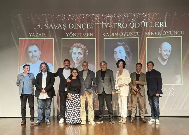 Savaş Dinçel'in doğum günü ve Baba Sahne'nin 7. yılı kutlandı