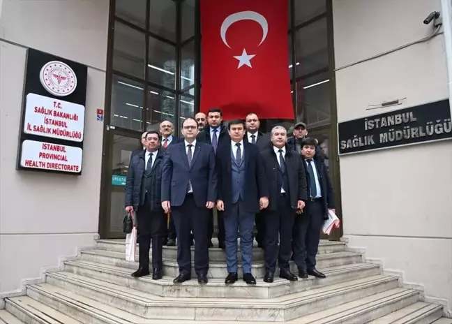 Özbekistan Sağlık Yetkilileri İstanbul'da İş Birliği Görüşmeleri Yaptı