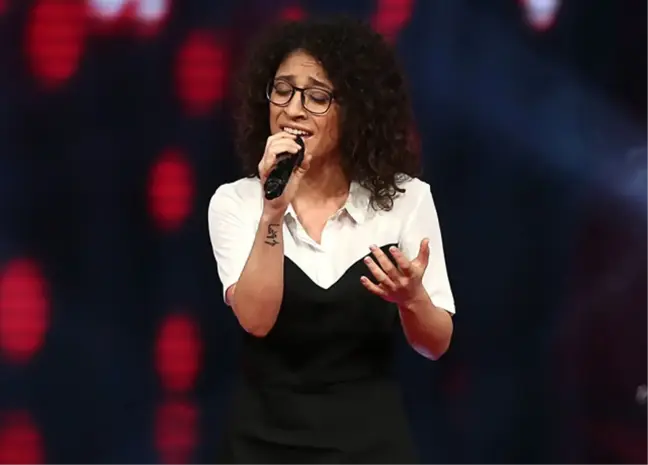 Gülperi Evliyaoğlu 'Sabahın Seherinde'