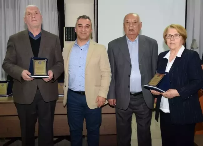 Esogü Hastanesi'ne Bağış Yapan Hayırseverlere Plaket