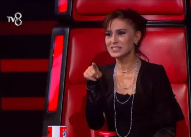 Yıldız Tilbe, Aydın'ı O Ünlü Şarkıcıya Benzetti!