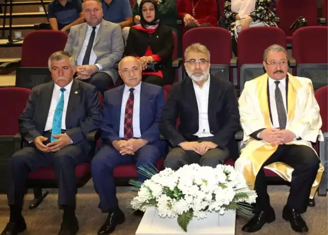 Erü Seyrani Ziraat Fakültesi'nden 140 Öğrenci Mezun Oldu