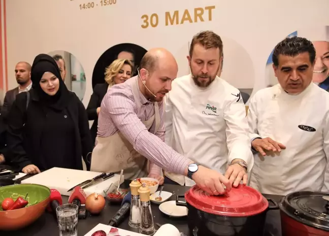 Bilal Erdoğan Cemre Çarşısı'nda Yemek Yaptı