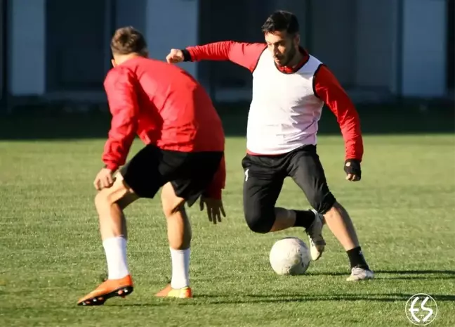 Eskişehirspor, Gölbaşı Belediyespor maçı için hazırlıklarını sürdürüyor