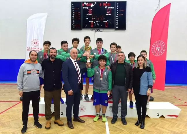 Osmaniye'de yıldızlar basketbol il birinciliği müsabakaları yapıldı