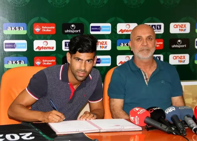 Alanyaspor, Juanfran'ı renklerine bağladı
