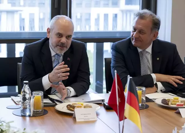 Cumhurbaşkanı Başdanışmanı Kılıç, Federal Almanya Cumhuriyeti Kuzey Ren-Vestfalya Eyalet Meclisi heyetini kabul etti