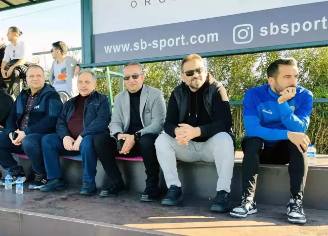 Talas Belediye Başkanı Mustafa Yalçın, Talasgücü Belediyespor'un kampını ziyaret etti