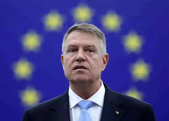 Romanya Devlet Başkanı Klaus Iohannis, NATO Genel Sekreterliği için aday oldu