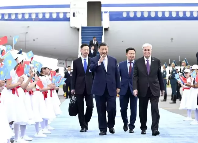 Çin Cumhurbaşkanı Xi Jinping, Kazakistan'a resmi ziyaret gerçekleştirdi