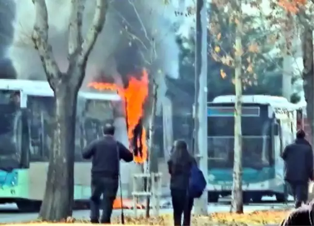 Kayseri'de Özel Halk Otobüsünde Yangın Çıktı