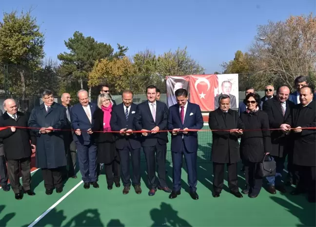 Esenboğa Havalimanı'nda Çalışanlar İçin Spor Tesisi Açıldı
