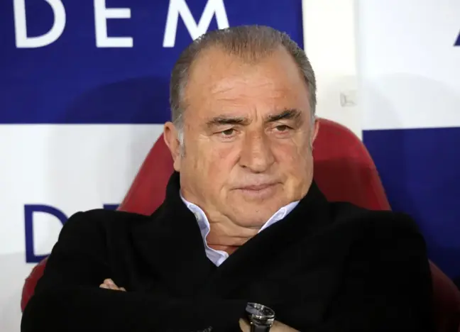 Fatih Terim'den hakem tepkisi: O pozisyonda VAR devreye girmez, Serkan Çınar'ın günahı neydi?