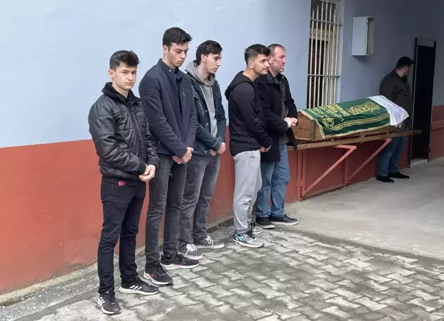 Sakarya'da lisedeki kavgada bir gencin ölümüne ilişkin yakalanan şüpheliye adli kontrol